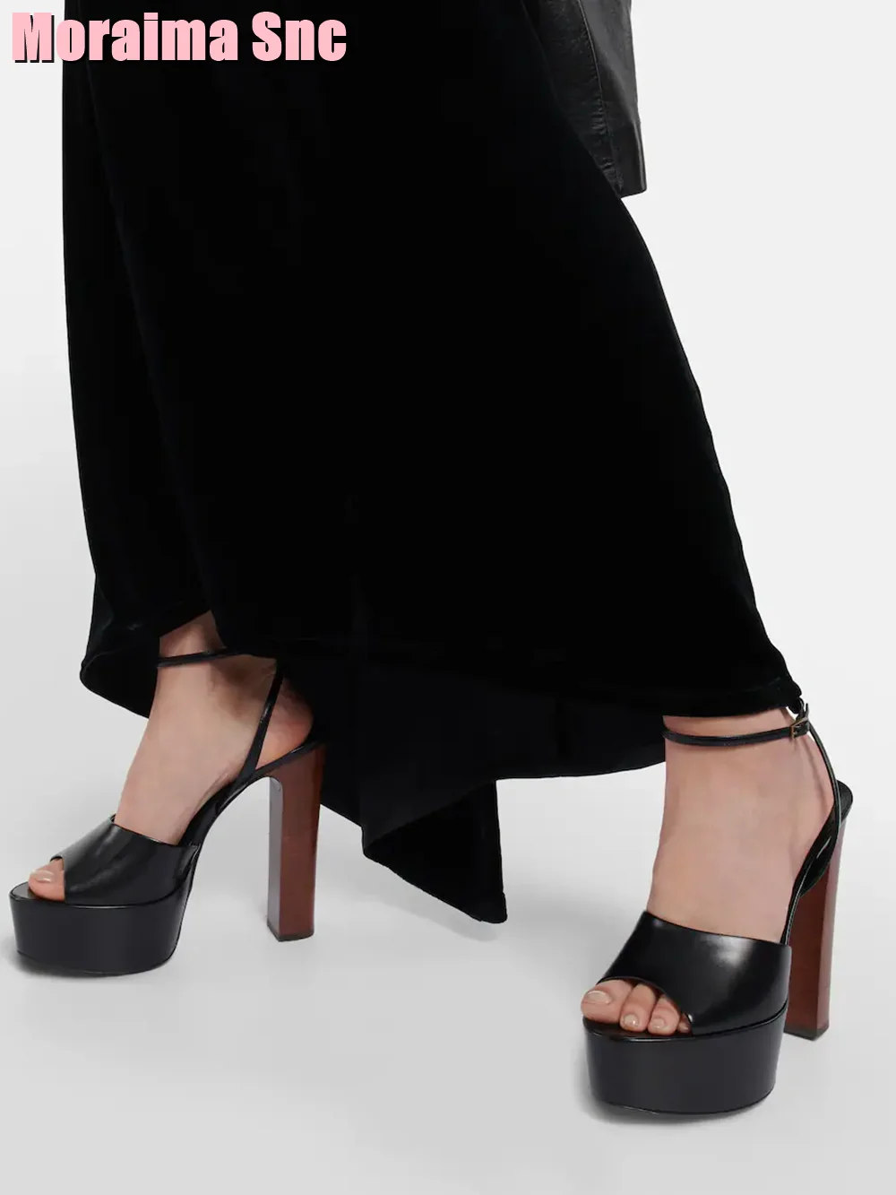 Peep Toe Platform Lakleer Sand - Platform Sneakers Chunky recensie en prijs