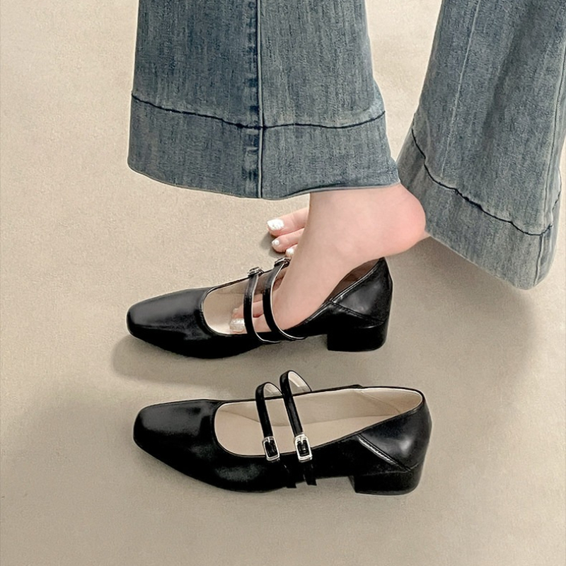Vierkante neus lage hak dames  - Mary Jane Shoes recensie en prijs