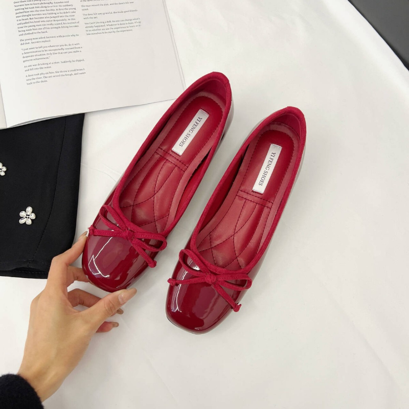 Ondiepe vrouwelijke zachte ron - Mary Jane Shoes recensie en prijs