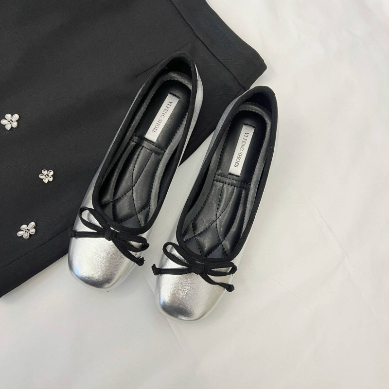 Ondiepe vrouwelijke zachte ron - Mary Jane Shoes recensie en prijs
